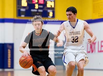 Thumbnail 3 in Smithville vs La Grange  photogallery.