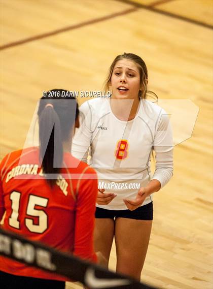 Thumbnail 2 in Sacred Heart vs. Corona del Sol (Nike Tournament of Champions) photogallery.