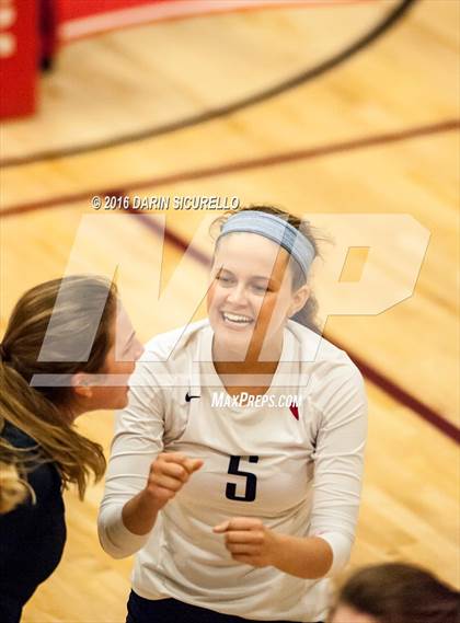 Thumbnail 3 in Sacred Heart vs. Corona del Sol (Nike Tournament of Champions) photogallery.