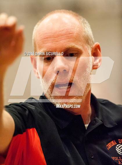 Thumbnail 1 in Sacred Heart vs. Corona del Sol (Nike Tournament of Champions) photogallery.