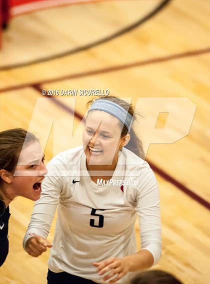Thumbnail 1 in Sacred Heart vs. Corona del Sol (Nike Tournament of Champions) photogallery.