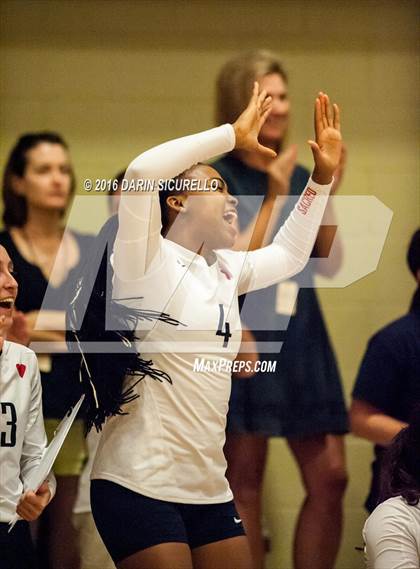 Thumbnail 2 in Sacred Heart vs. Corona del Sol (Nike Tournament of Champions) photogallery.