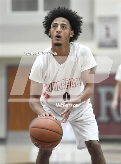 Thumbnail 1 in Great Oak vs. Cimarron-Memorial (Rancho Mirage Holiday Invitational) photogallery.