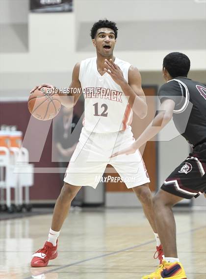 Thumbnail 2 in Great Oak vs. Cimarron-Memorial (Rancho Mirage Holiday Invitational) photogallery.