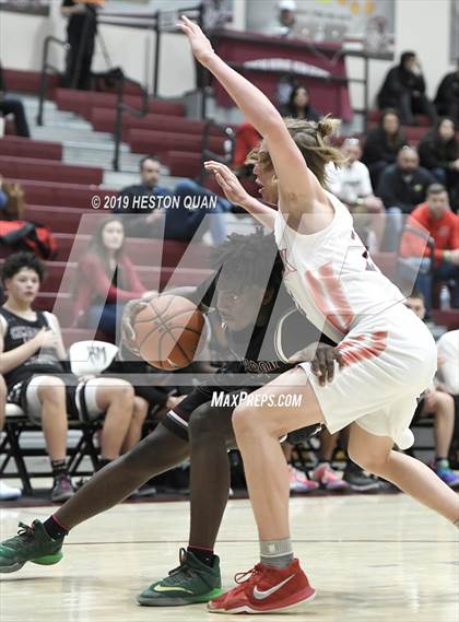 Thumbnail 2 in Great Oak vs. Cimarron-Memorial (Rancho Mirage Holiday Invitational) photogallery.
