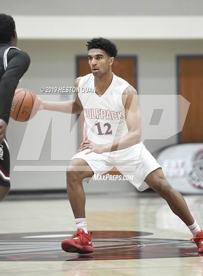 Thumbnail 1 in Great Oak vs. Cimarron-Memorial (Rancho Mirage Holiday Invitational) photogallery.