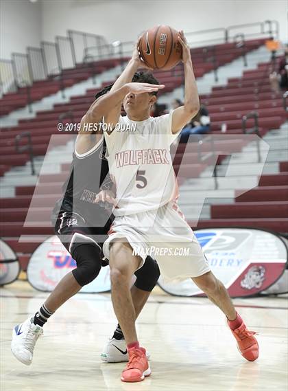 Thumbnail 1 in Great Oak vs. Cimarron-Memorial (Rancho Mirage Holiday Invitational) photogallery.