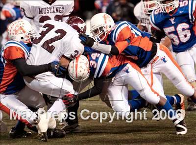 Thumbnail 1 in Clifton vs Paterson Eastside (State Final - North 1 Group 4) photogallery.