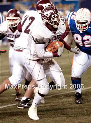 Thumbnail 3 in Clifton vs Paterson Eastside (State Final - North 1 Group 4) photogallery.