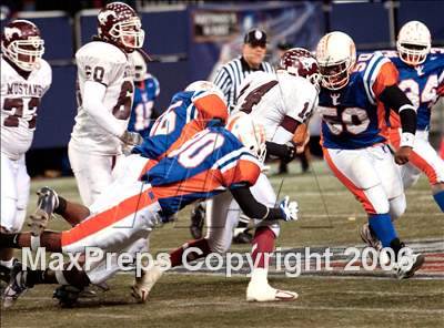 Thumbnail 3 in Clifton vs Paterson Eastside (State Final - North 1 Group 4) photogallery.