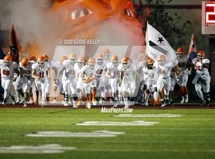 Thumbnail 1 in Magnolia vs. McKinney North (UIL 5A Bi-District Playoff) photogallery.