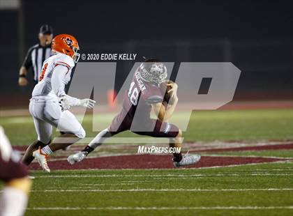 Thumbnail 3 in Magnolia vs. McKinney North (UIL 5A Bi-District Playoff) photogallery.