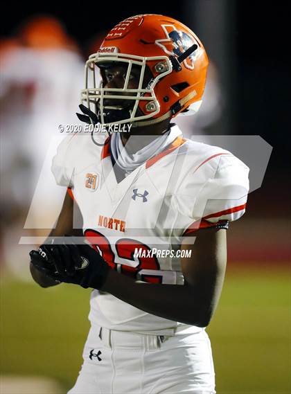 Thumbnail 1 in Magnolia vs. McKinney North (UIL 5A Bi-District Playoff) photogallery.