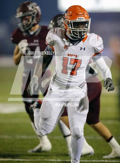 Thumbnail 2 in Magnolia vs. McKinney North (UIL 5A Bi-District Playoff) photogallery.