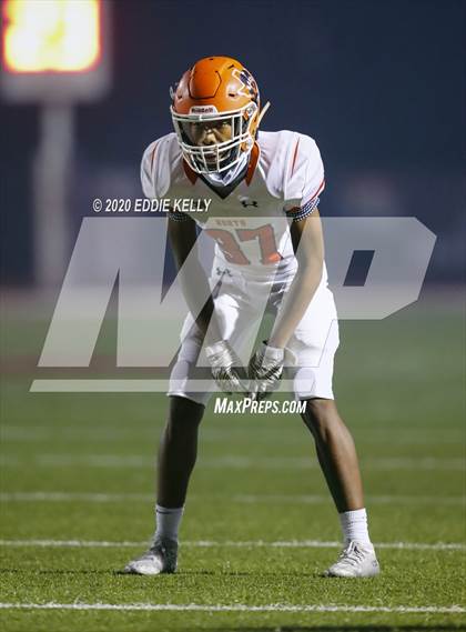 Thumbnail 3 in Magnolia vs. McKinney North (UIL 5A Bi-District Playoff) photogallery.