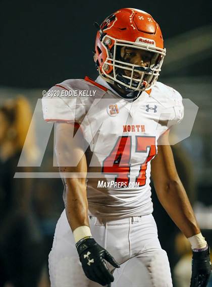 Thumbnail 3 in Magnolia vs. McKinney North (UIL 5A Bi-District Playoff) photogallery.