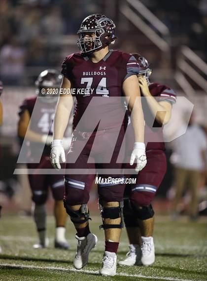 Thumbnail 3 in Magnolia vs. McKinney North (UIL 5A Bi-District Playoff) photogallery.