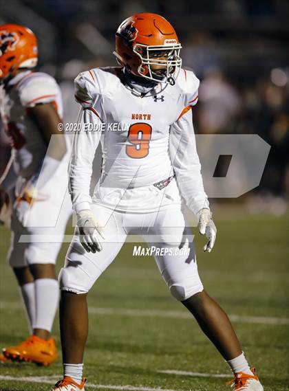 Thumbnail 2 in Magnolia vs. McKinney North (UIL 5A Bi-District Playoff) photogallery.
