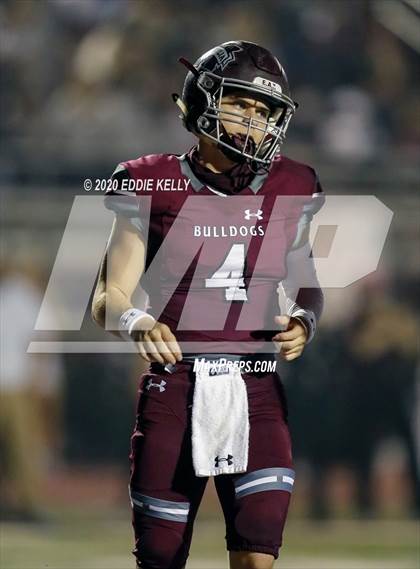 Thumbnail 3 in Magnolia vs. McKinney North (UIL 5A Bi-District Playoff) photogallery.