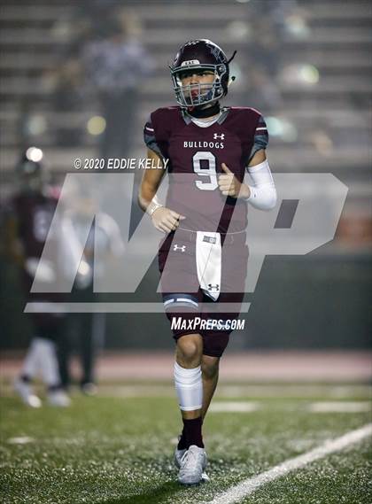 Thumbnail 1 in Magnolia vs. McKinney North (UIL 5A Bi-District Playoff) photogallery.