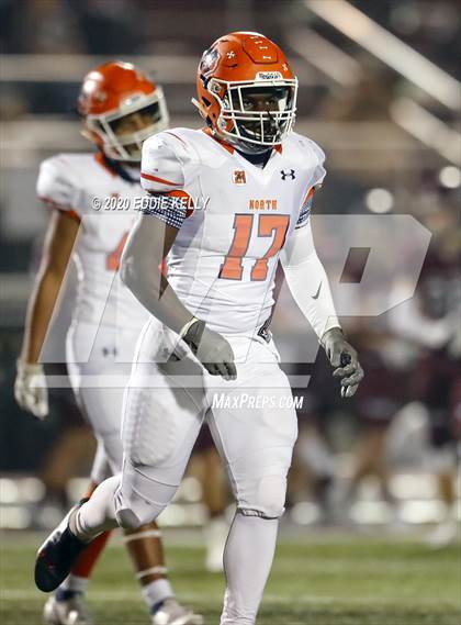 Thumbnail 2 in Magnolia vs. McKinney North (UIL 5A Bi-District Playoff) photogallery.