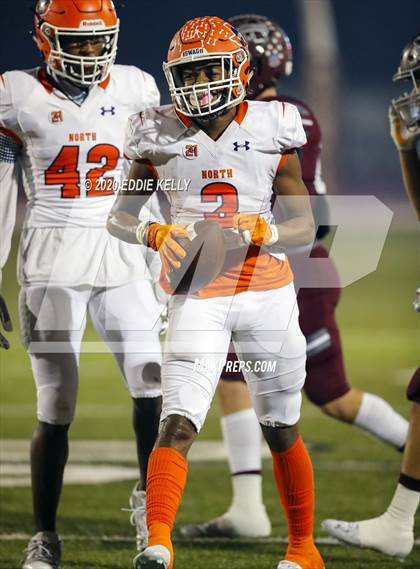 Thumbnail 3 in Magnolia vs. McKinney North (UIL 5A Bi-District Playoff) photogallery.