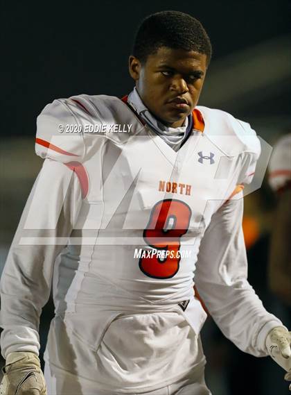 Thumbnail 2 in Magnolia vs. McKinney North (UIL 5A Bi-District Playoff) photogallery.