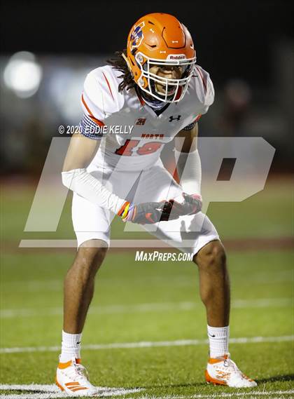 Thumbnail 2 in Magnolia vs. McKinney North (UIL 5A Bi-District Playoff) photogallery.