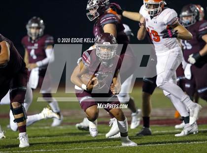 Thumbnail 2 in Magnolia vs. McKinney North (UIL 5A Bi-District Playoff) photogallery.