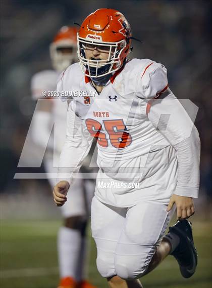 Thumbnail 3 in Magnolia vs. McKinney North (UIL 5A Bi-District Playoff) photogallery.