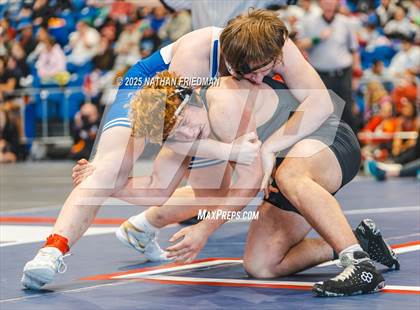 Thumbnail 3 in KSHSAA 6A Finals photogallery.
