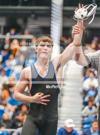 Thumbnail 2 in KSHSAA 6A Finals photogallery.