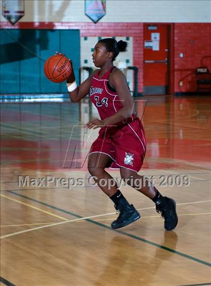 Thumbnail 1 in La Sierra vs. Patriot (Lady Bears Holiday Classic) photogallery.