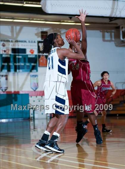 Thumbnail 1 in La Sierra vs. Patriot (Lady Bears Holiday Classic) photogallery.
