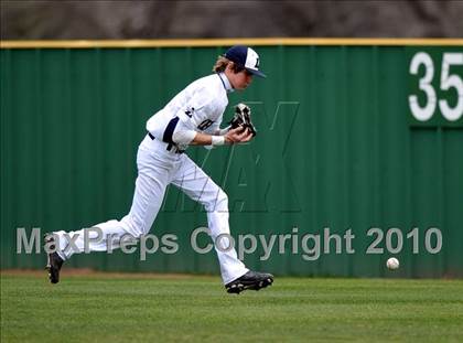Thumbnail 3 in Corsicana vs. Liberty Christian (Denton Ryan Tourney) photogallery.