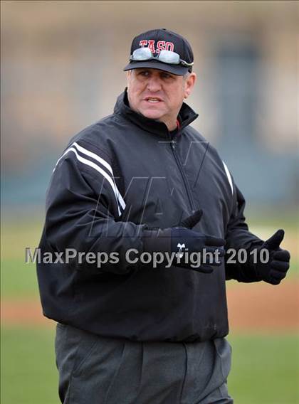 Thumbnail 1 in Corsicana vs. Liberty Christian (Denton Ryan Tourney) photogallery.