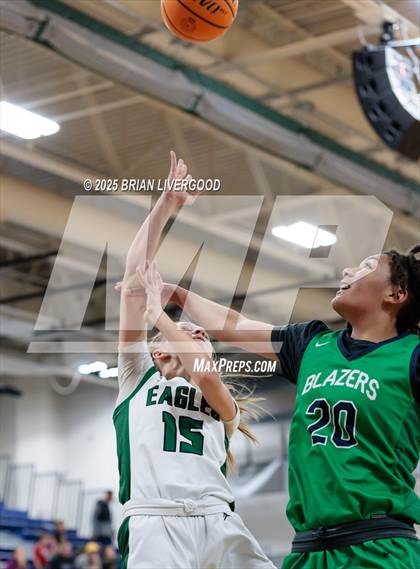Thumbnail 1 in Pine Creek vs Overland (CHSAA 6A First Round) photogallery.