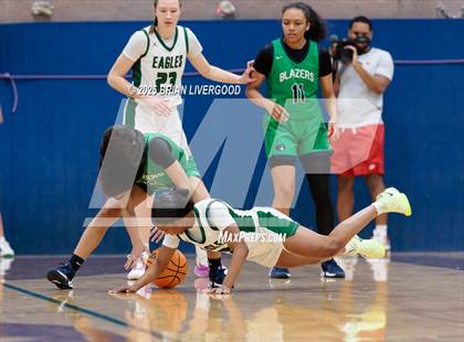 Thumbnail 3 in Pine Creek vs Overland (CHSAA 6A First Round) photogallery.