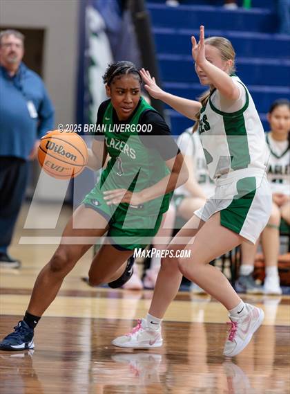 Thumbnail 1 in Pine Creek vs Overland (CHSAA 6A First Round) photogallery.