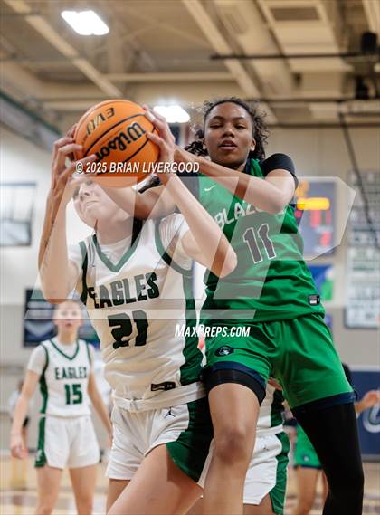 Thumbnail 1 in Pine Creek vs Overland (CHSAA 6A First Round) photogallery.