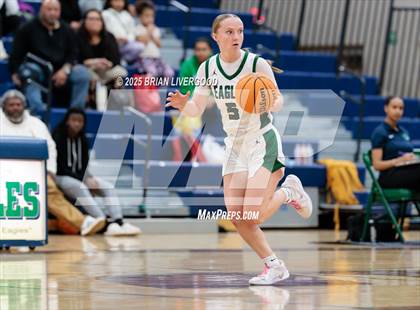 Thumbnail 2 in Pine Creek vs Overland (CHSAA 6A First Round) photogallery.