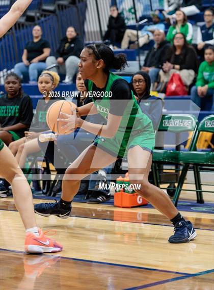 Thumbnail 1 in Pine Creek vs Overland (CHSAA 6A First Round) photogallery.