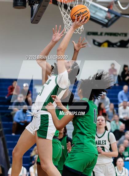 Thumbnail 1 in Pine Creek vs Overland (CHSAA 6A First Round) photogallery.