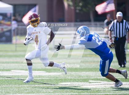 Thumbnail 3 in Liberty vs. Gilroy (Honor Bowl-NorCal) photogallery.