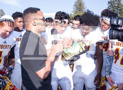 Thumbnail 2 in Liberty vs. Gilroy (Honor Bowl-NorCal) photogallery.