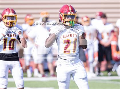 Thumbnail 1 in Liberty vs. Gilroy (Honor Bowl-NorCal) photogallery.