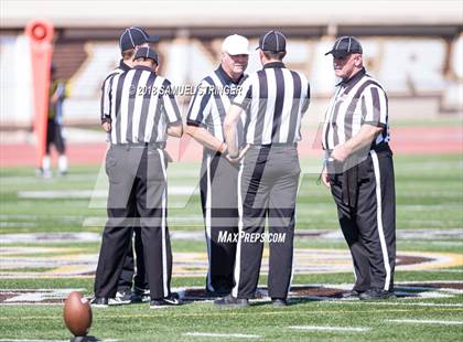 Thumbnail 2 in Liberty vs. Gilroy (Honor Bowl-NorCal) photogallery.