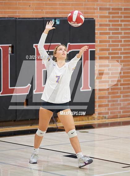 Thumbnail 2 in Amador Valley @ Carondelet photogallery.