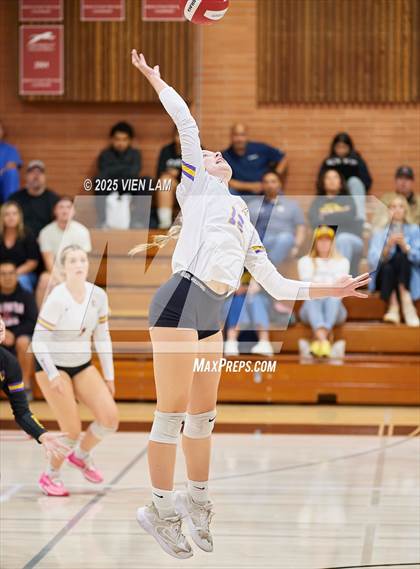 Thumbnail 1 in Amador Valley @ Carondelet photogallery.
