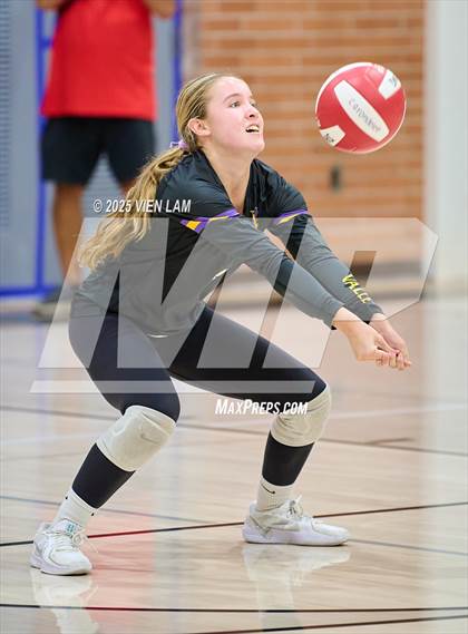 Thumbnail 1 in Amador Valley @ Carondelet photogallery.